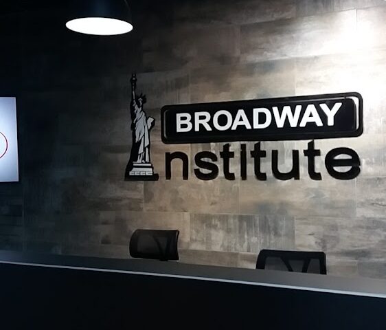 Broadway Institute Kenitra